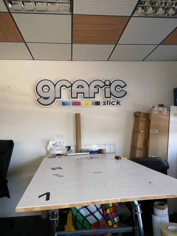 Profitez de la signalétique tout neuf chez Graphic Stick Gigean