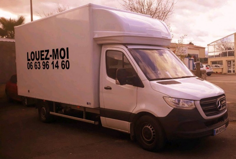 où trouver une société de transport spécialisé dans le déménagement s'occupant du chargement et du déchargement du mobilier sur Montpellier Hérault entre Béziers et Nîmes Gard ?