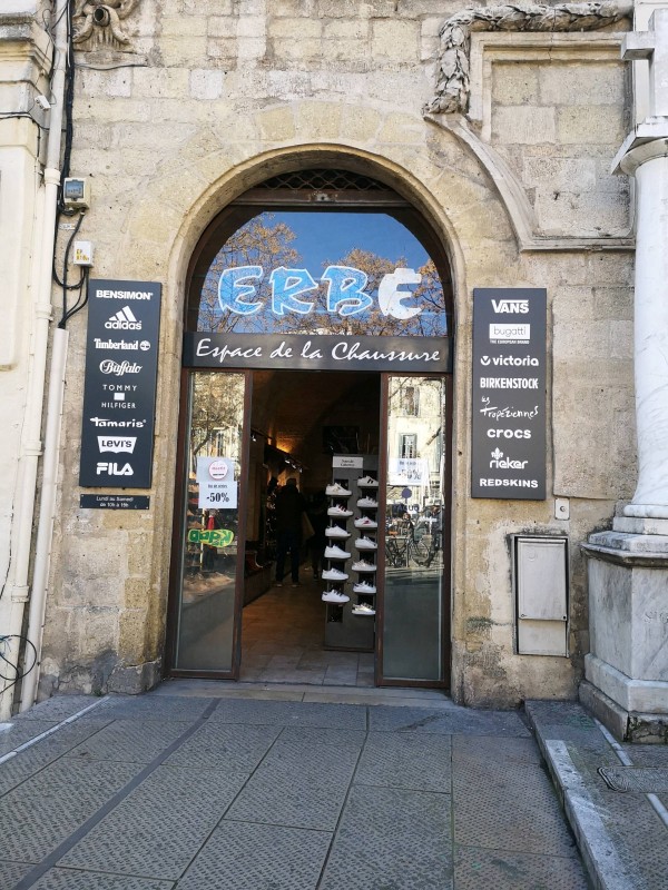 Magasin de chaussures sport et tendance.  34000 Montpellier ERBE chaussures