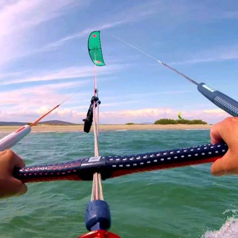 Cours et leçons de kitesurf Palavas-les-Flots proche Montpellier L'effet kite-school