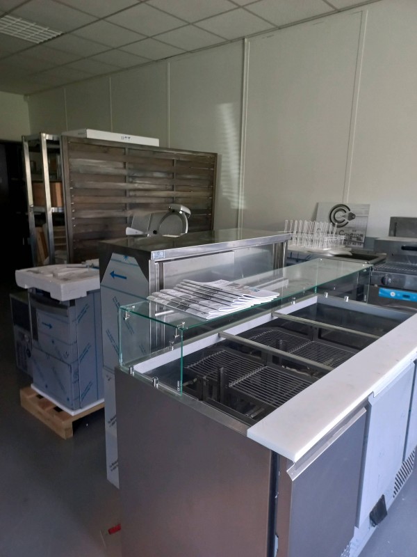 Installation et pose d'une cuisine professionnelle pour restaurant et chr à Alès proche de Nîmes