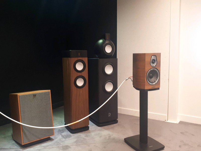 Où trouver un magasin à Mauguio proche de Montpellier pour trouver enceinte ellipson d'occasion